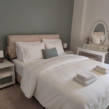 Central & Comfortable, 70M² Apt In Neos Kosmos Athen Exterior foto