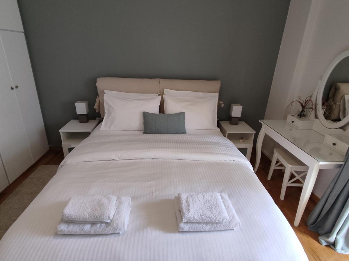 Central & Comfortable, 70M² Apt In Neos Kosmos Athen Exterior foto
